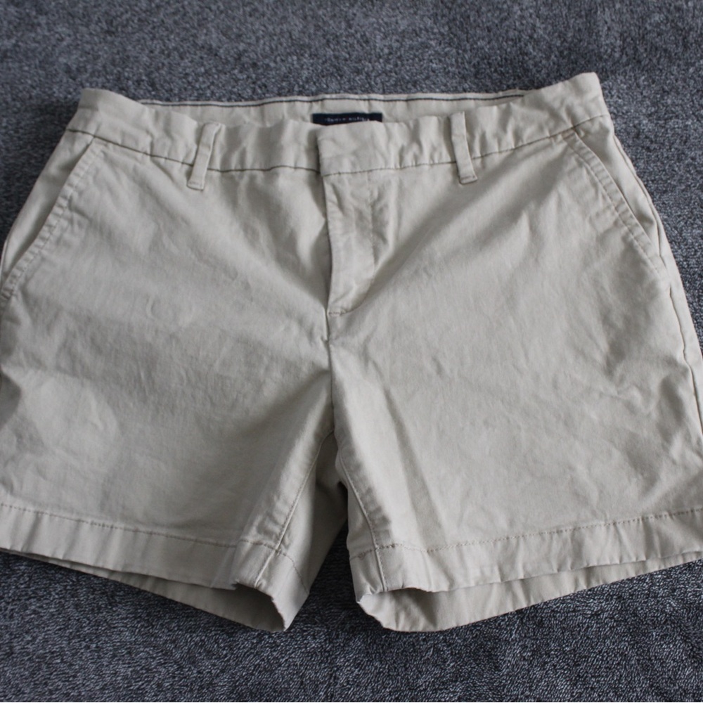 Beige/ tan shorts